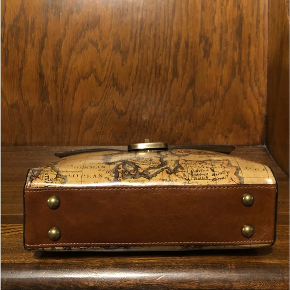 NWT-Patricia Nash-SET-European Map-Carisbrooke Satchel & Cassis ID Case-$248 - Picture 6 of 16